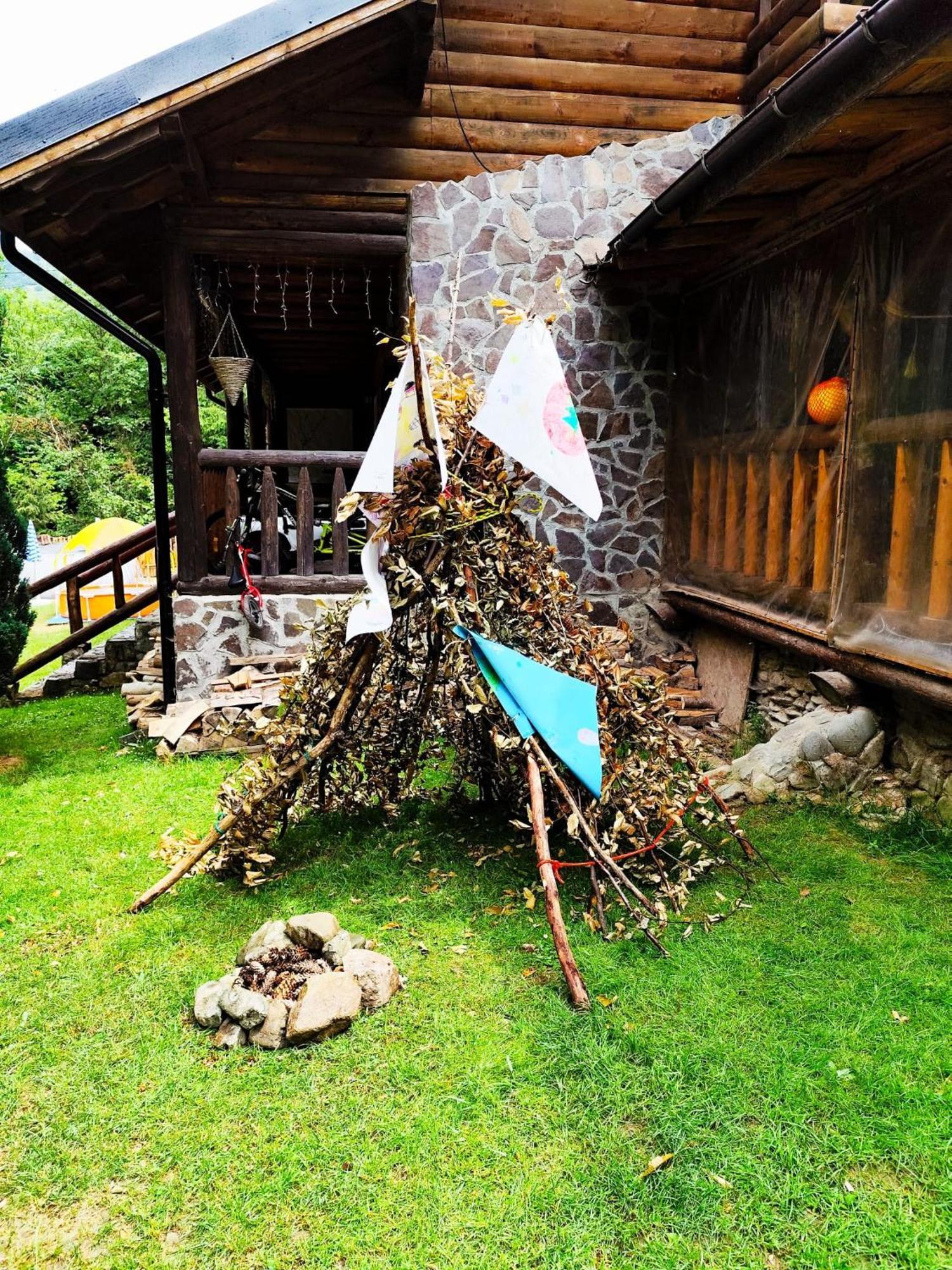 Cabana Frasin Dragoslavele Buitenkant foto