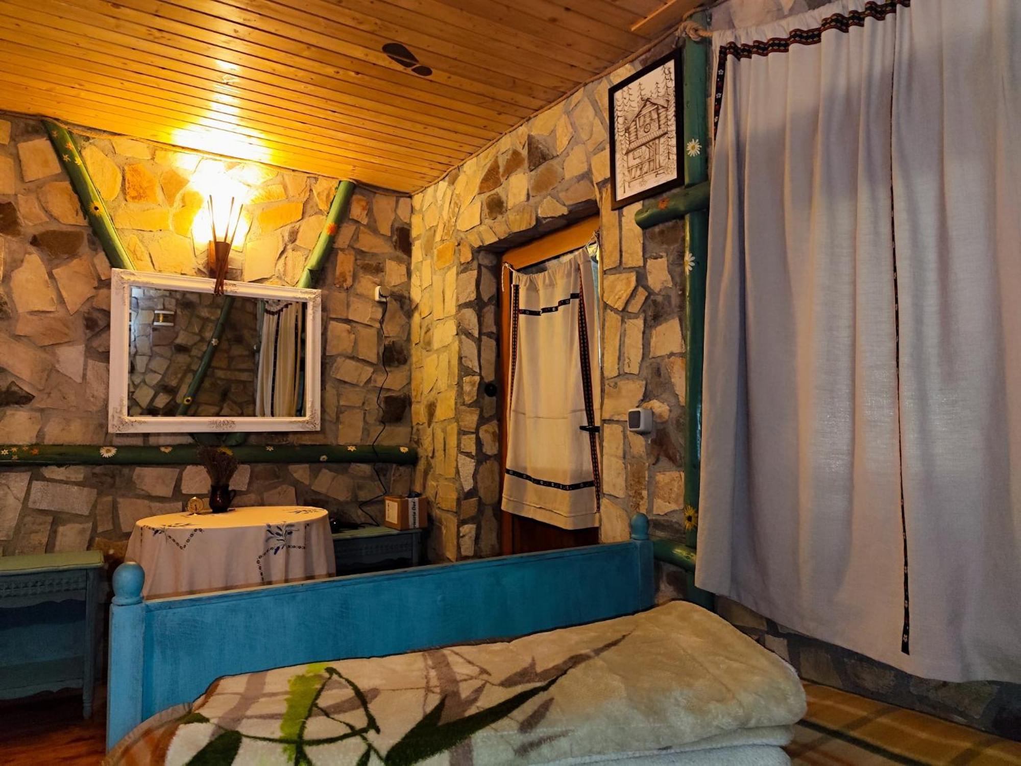 Cabana Frasin Dragoslavele Buitenkant foto